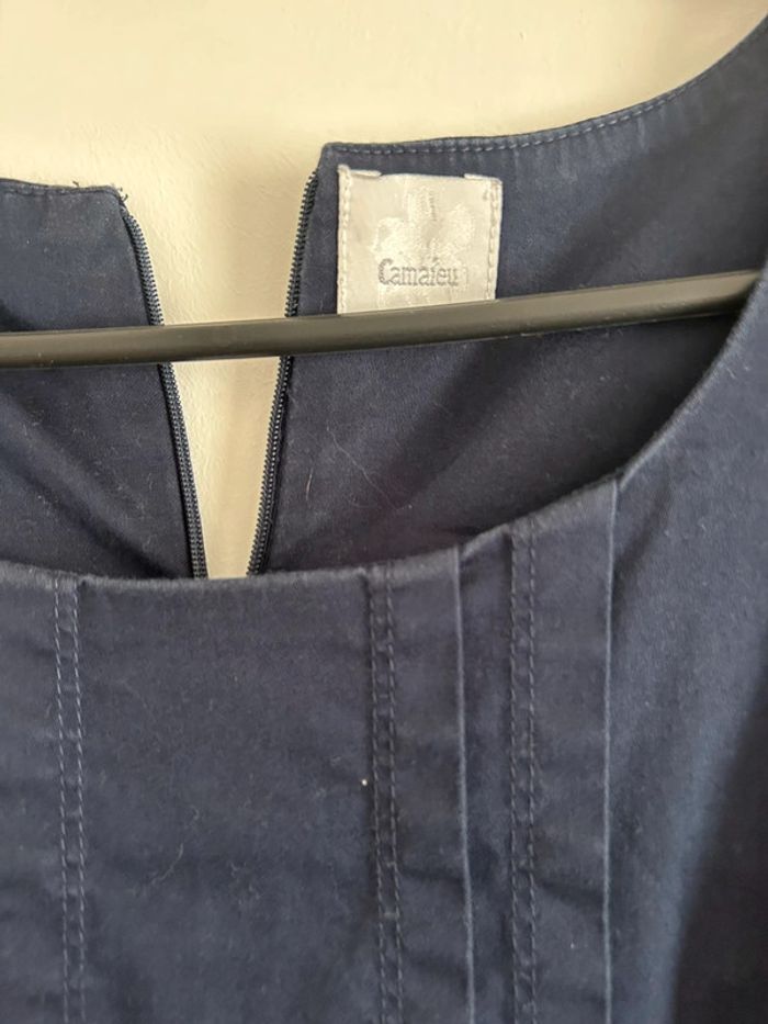Robe cintrée - photo numéro 2