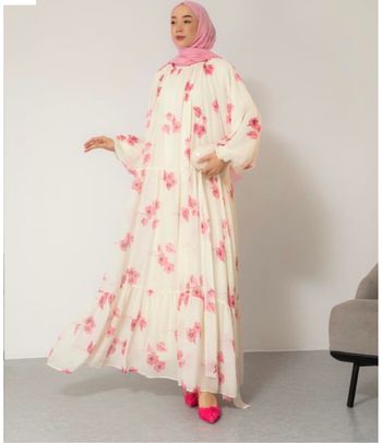 Robe à fleurs rose