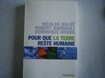 POUR QUE LA TERRE RESTE HUMAINE