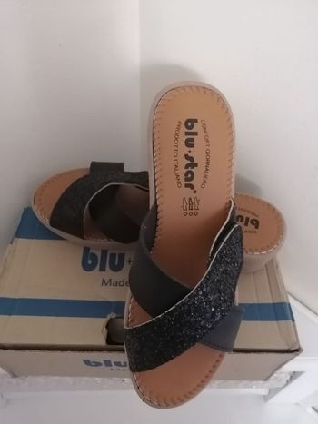 Sandale noir neuve 39