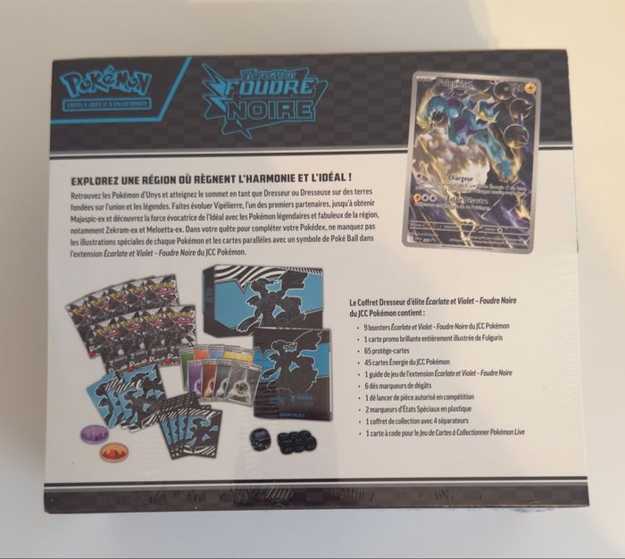 ETB Pokemon Foudre Noire - photo numéro 2