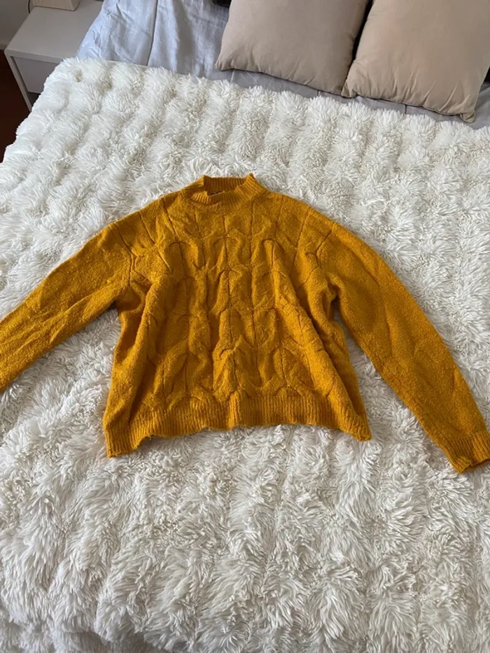 Pull jaune moutarde Jennyfer taille S - photo numéro 2