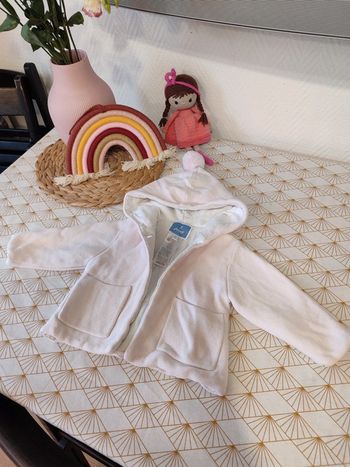 Très beau gilet Petit Bateau