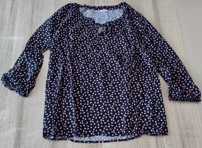 Blouse femme Gémo taille L – Noir motifs roses – Très bon état – Chic décontracté - photo numéro 5