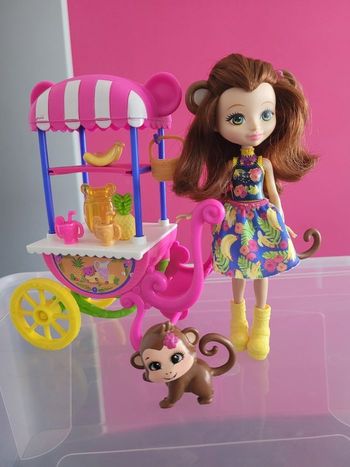 Enchantimals stand de fruits et son singe