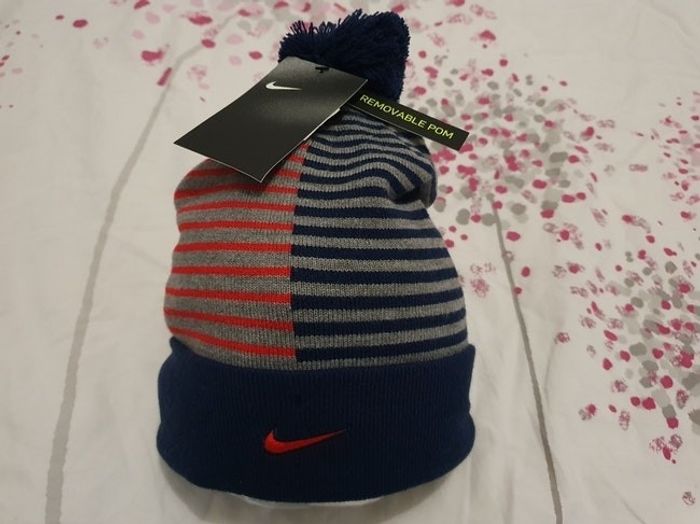Nike bonnet Paris Saint Germain taille unique - photo numéro 2