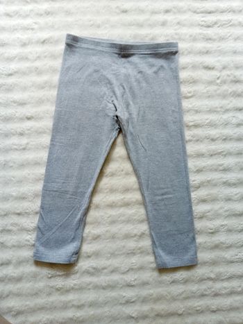 Legging court 7/8ans 🤍🩶