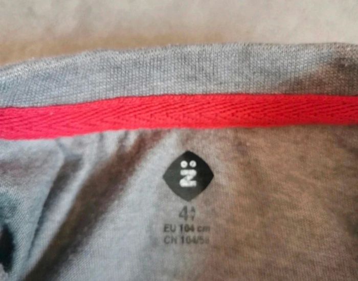 T-shirt à manches longues garçon 4 ans - photo numéro 4