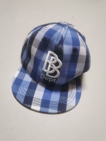 Casquette carreaux bleus neuve