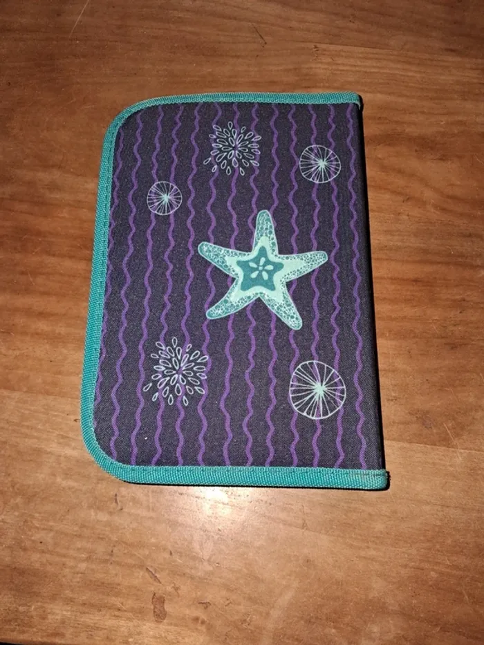 Trousse dauphin avec nécessaire de dessin - photo numéro 2