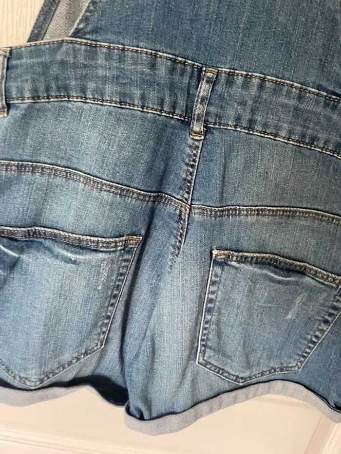 Salopette short en jean Camaïeu - photo numéro 4