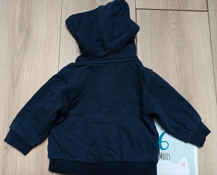 Gilet zippé 6 mois - photo numéro 2