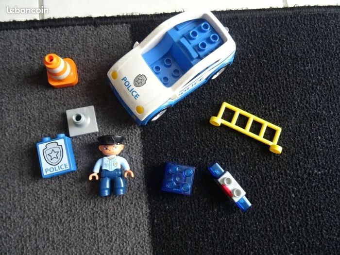Lego Duplo
 Voiture de Police