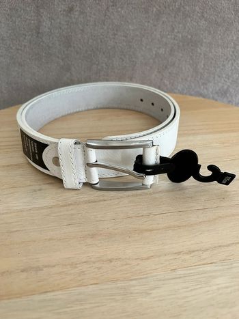 Ceinture en cuir blanc taille 15 cm