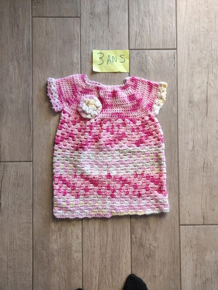 Robe en laine tricotée fille