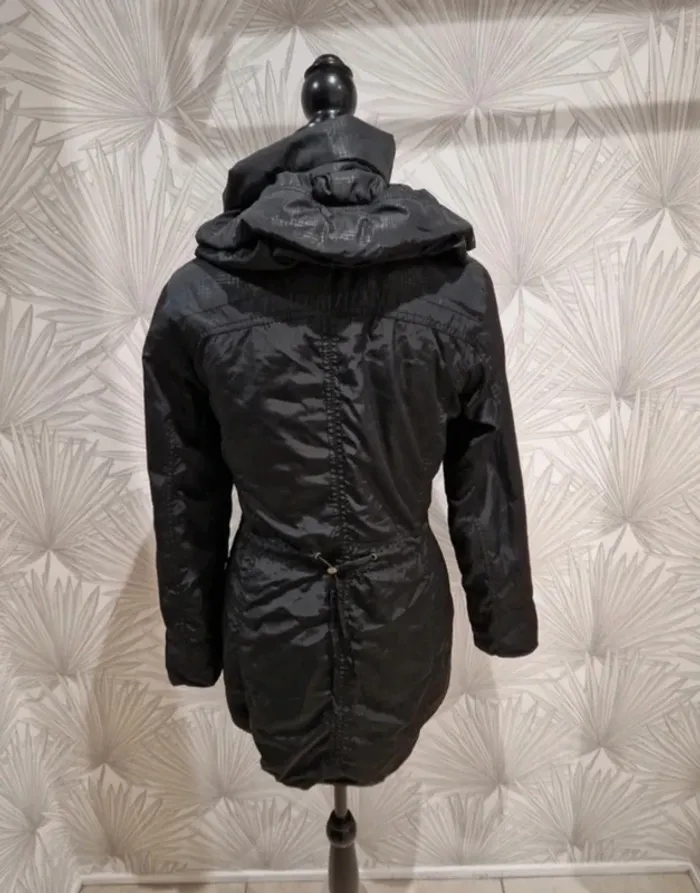 Joli manteau chic et original Kiabi taille 34/36 - photo numéro 2