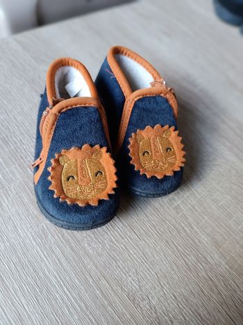 Chaussons bébé 18