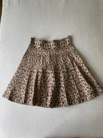 Jupe leopard TU neuf May