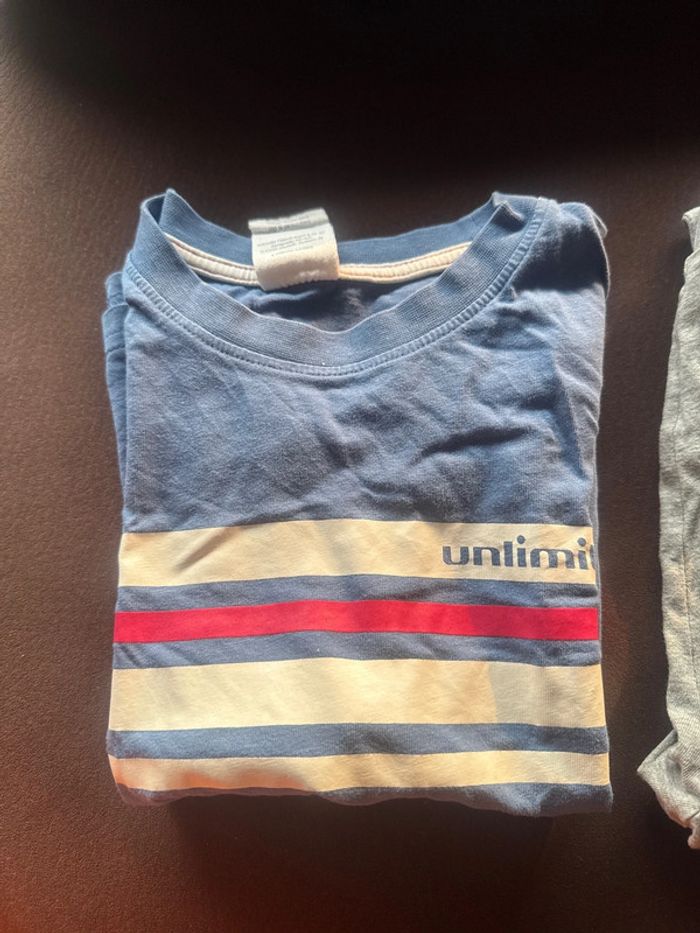 Lot de 2 pyjamas garçon 5 ans.