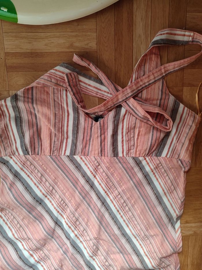 Robe 36 dos nu - photo numéro 2