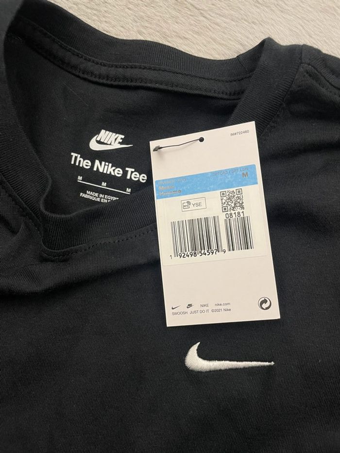 T-shirt Nike noir logo brodé blanc - Taille M - photo numéro 3