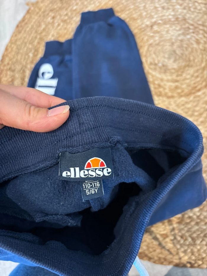 Pantalon de survêtement Ellesse 5/6ans - photo numéro 6