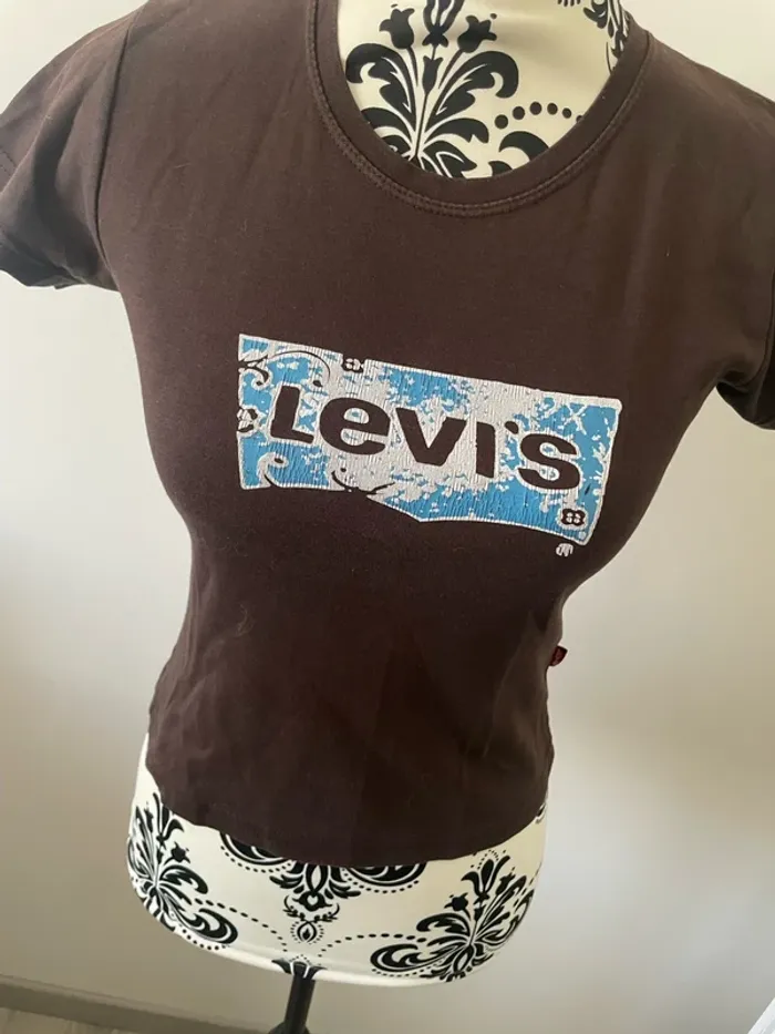 T-shirt court à manches courtes marron motifs blanc et bleu Lévis taille S - photo numéro 3