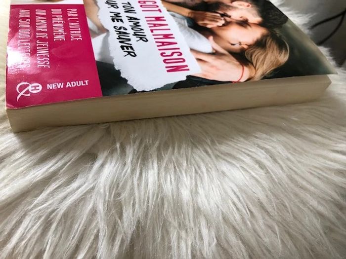 Livre Ton amour pour me sauver de Margot Malmaison - photo numéro 4