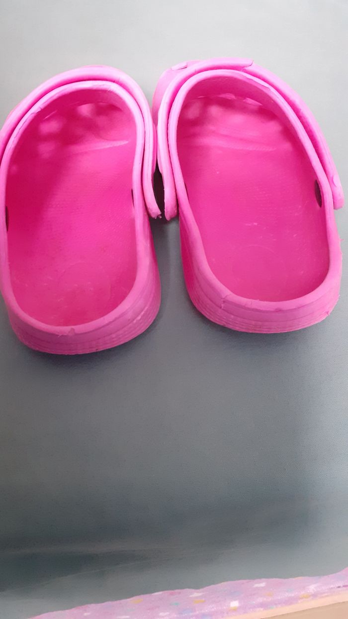 Crocs fille pointure 32 - photo numéro 3