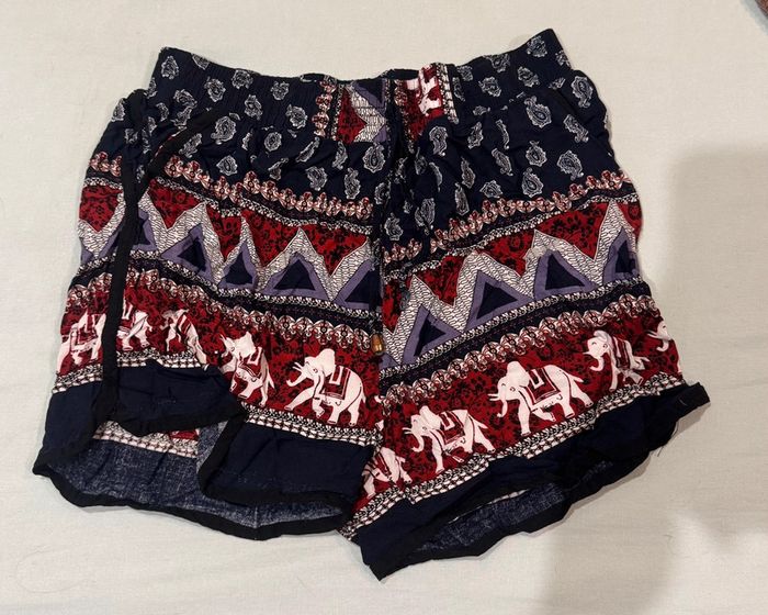 Short tissu léger motifs éléphants