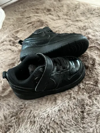 Baskets Nike enfant