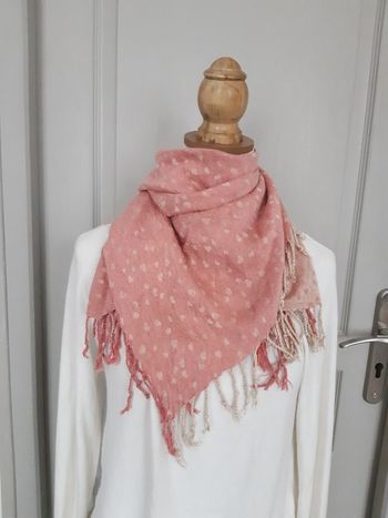 Foulard fille motif coeur