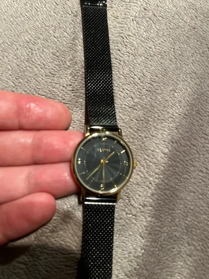 Montre agatha paris neuve