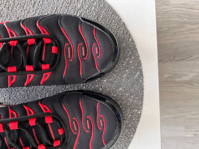 Baskets Nike TN pointure 41 - photo numéro 2