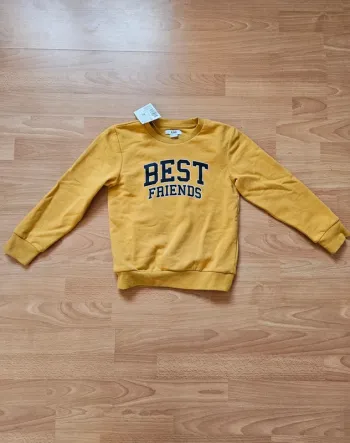 Pull jaune 8 ans neuf Best friends