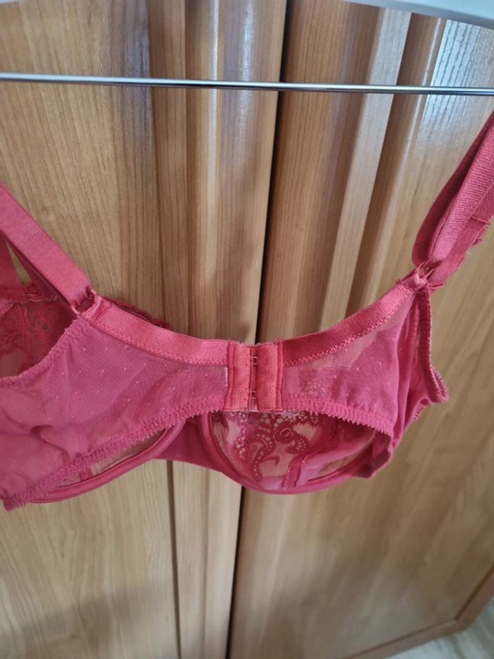 Soutien-gorge rouge chantelle - photo numéro 5