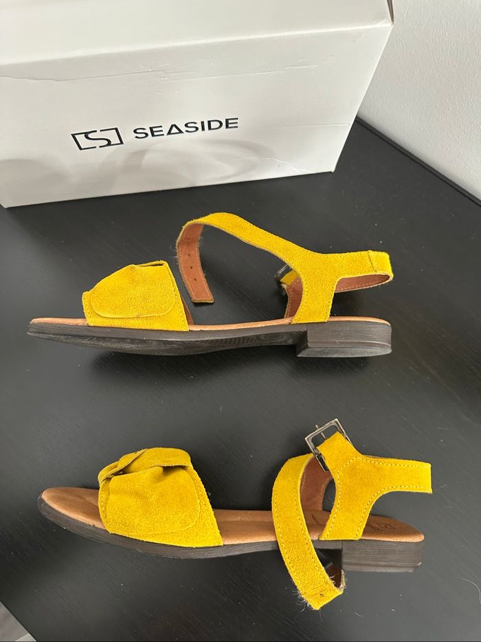 Sandales jaune moutarde en cuir Seaside T39 - photo numéro 3
