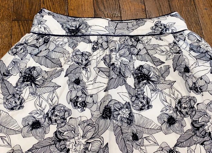 Jupe carrément beau  6 ans - photo numéro 2