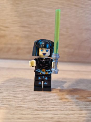 Figurine type lego Jedi Luminara Unduli star wars