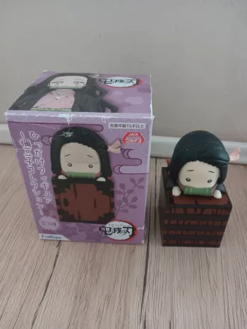 Figurine nezuko demon slayer kimetsu no yaiba