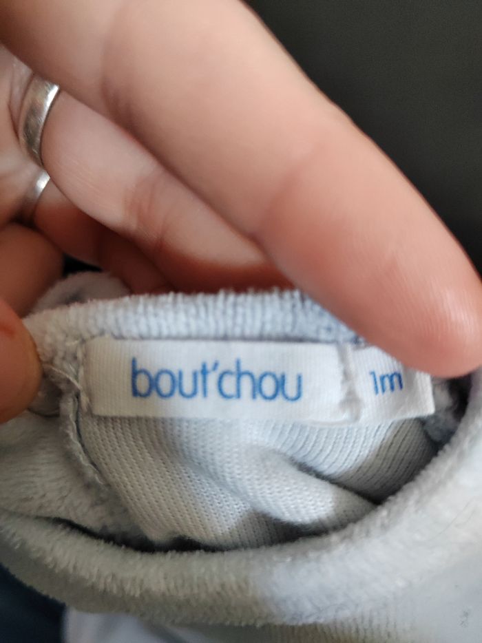 Pyjama 1 mois ( bout chou) - photo numéro 3