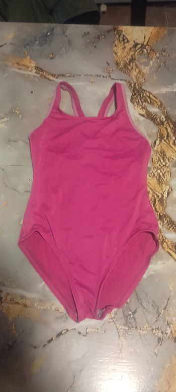 Maillot de bain taille 10 ans 