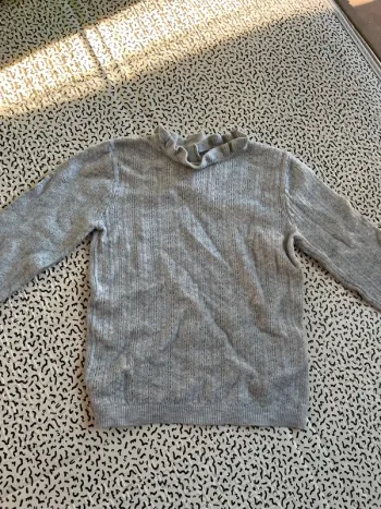 Pull Kiabi taille 24 mois