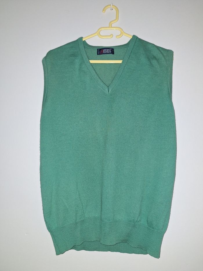 Pull sans manche