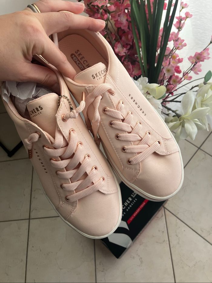 Très belles baskets rose pâle Skechers T.40 🌸 - photo numéro 7