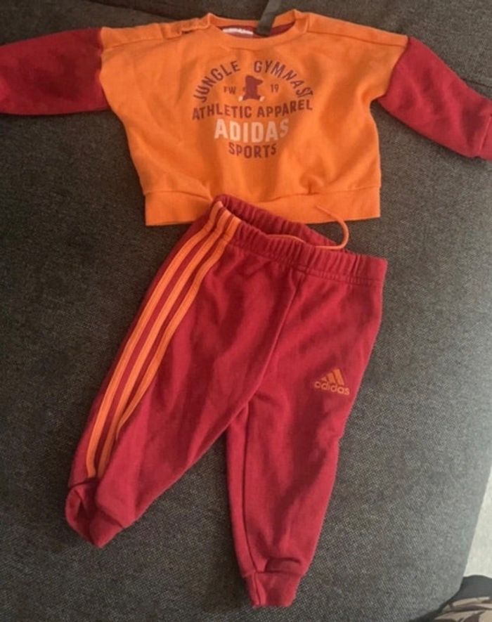 Jogging adidas