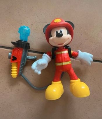 Mickey pompier 