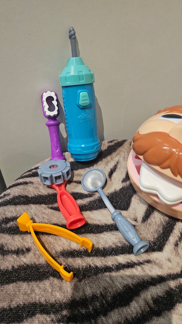 Dentiste Play-Doh - photo numéro 2