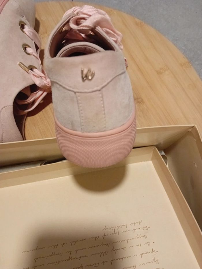 Chaussure P.37 Rose , lacet en tissu . - photo numéro 5