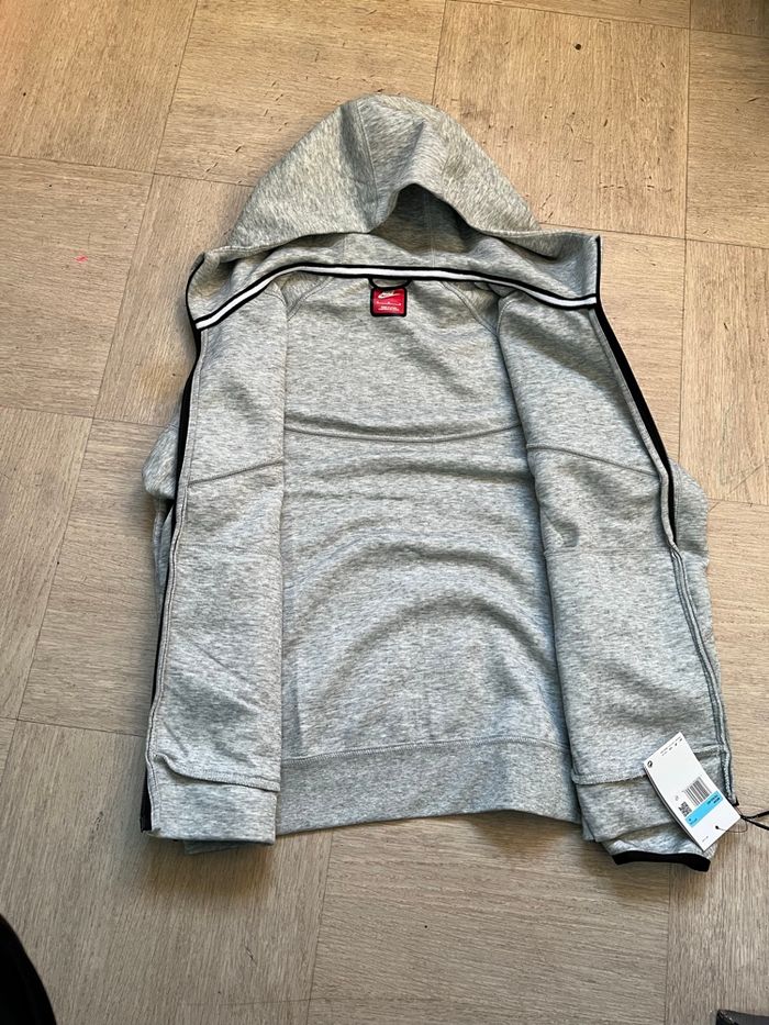 Gilet Nike tech gris - photo numéro 3